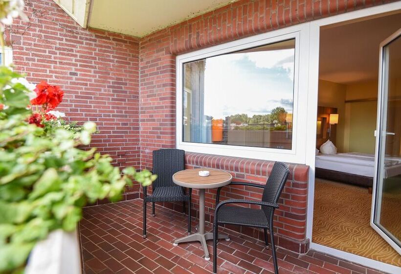 Comfort room with balcony, Upstalsboom Vareldangast