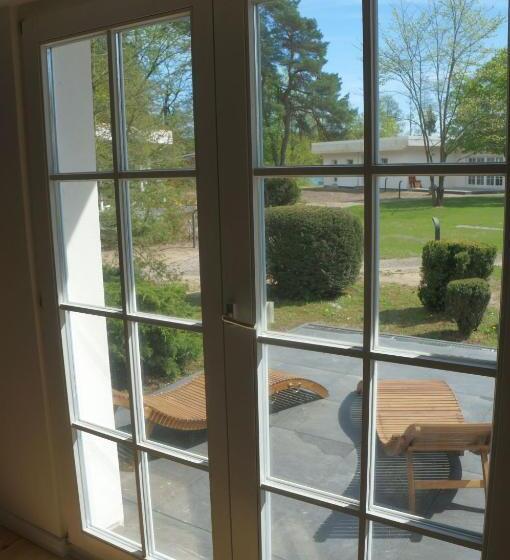 جناح, Waldhaus Prieros