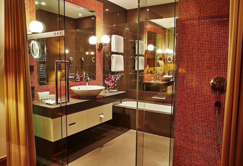 수피리어 룸, Kempinski Hotel Das Tirol