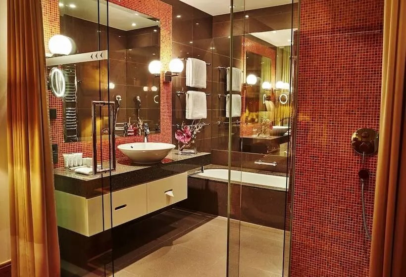 スーペリアールーム, Kempinski Hotel Das Tirol