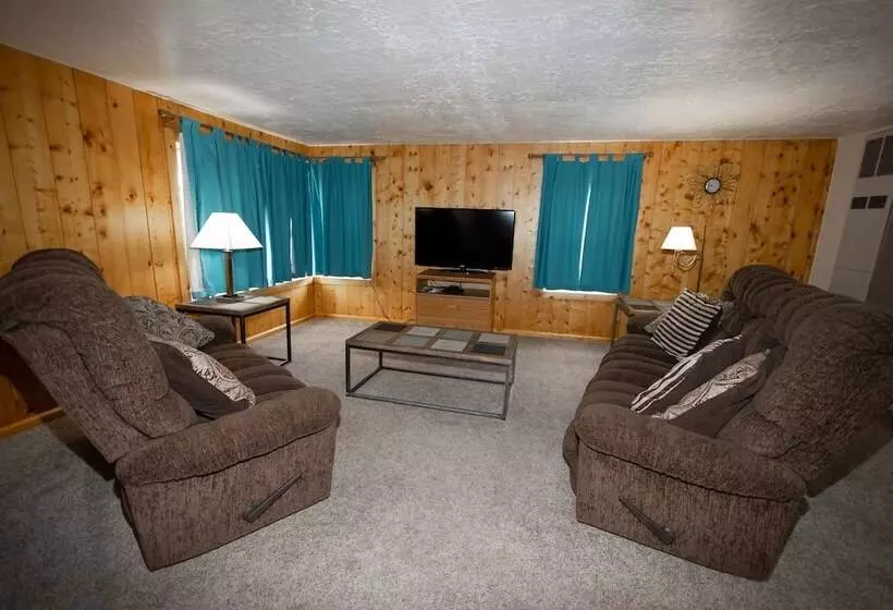 スイート（家族用）, Austin S Chuckwagon Motel