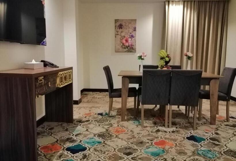 جناح جونيور ديلوكس, Central Park Hotel Bisha