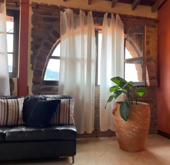 キングサイズベッドのスイートルーム, Finca Hotel Tierra Verde