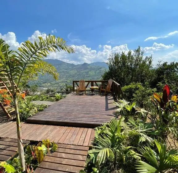 シャレー・スペリアー1寝室, Finca Hotel Tierra Verde