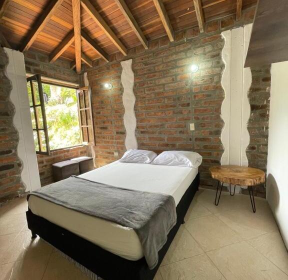 غرفة قياسية مع حمام خارجي, Finca Hotel Tierra Verde