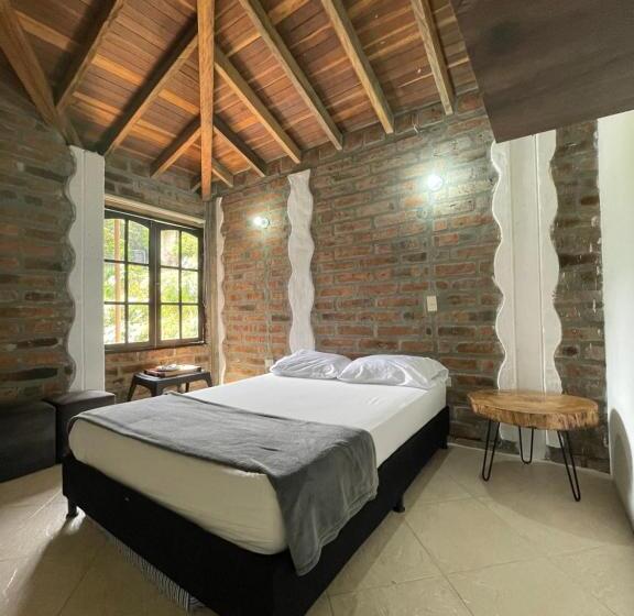 غرفة قياسية مع حمام خارجي, Finca Hotel Tierra Verde