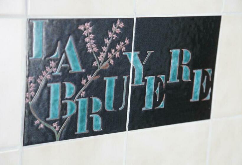 スタンダードルーム, Hostellerie La Bruyere