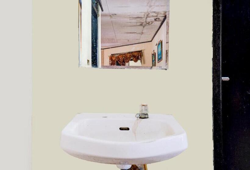 غرفة قياسية, Mataram Cipanas Syariah Mitra Reddoorz