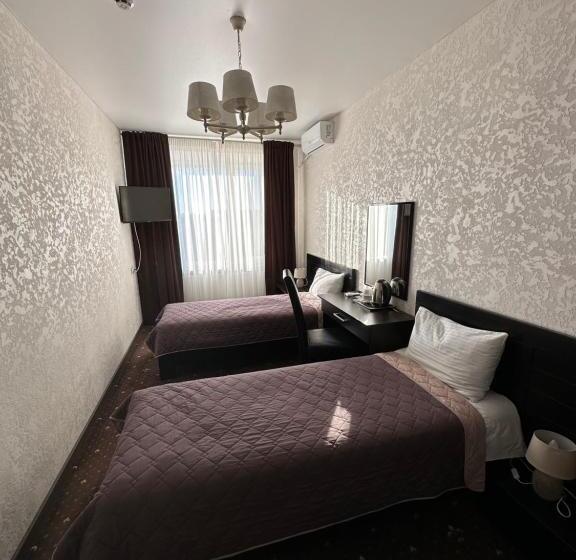 اتاق استاندارد, Merry Club