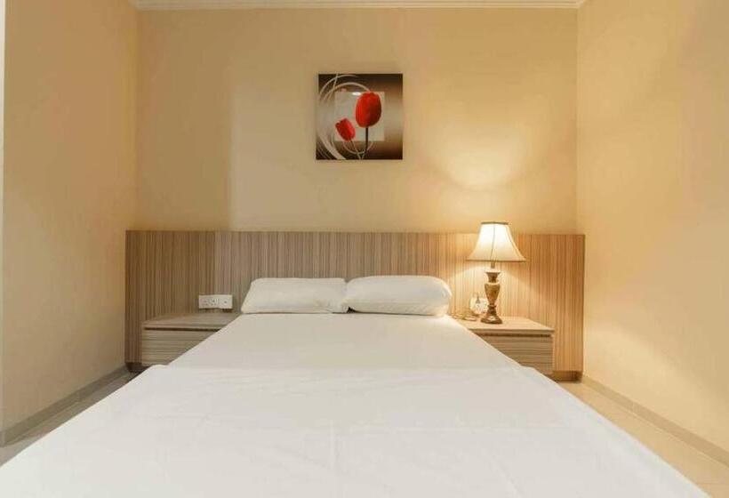 Номер Стандарт, Queen Inn Batam Redpartner