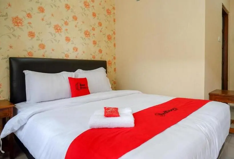 デラックスルーム, Reddoorz @ Jalan Majapahit Semarang