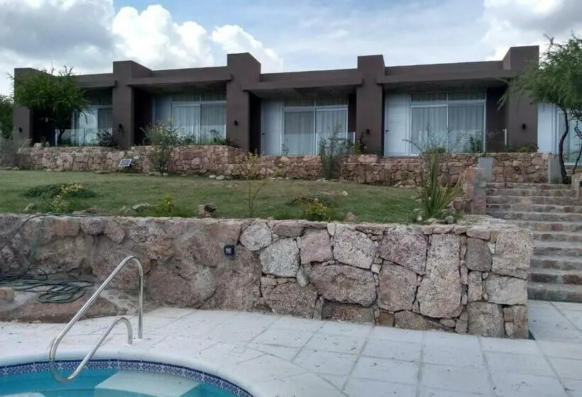 山の見えるスーペリアルーム, Valle Las Piedras