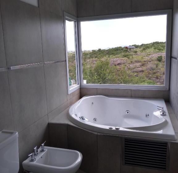 חדר דלוקס עם נוף להרים, Valle Las Piedras