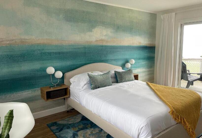 수피리어 룸, The Marmalade Motel