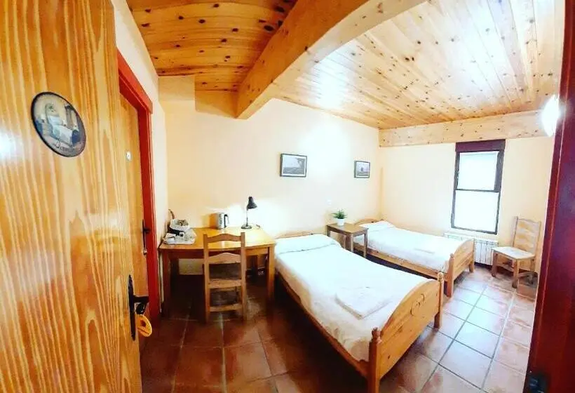 スタンダードルーム, Albergue El Pajar De Agés   Exclusivo Para Peregrinos   Exclusive For Pilgrims