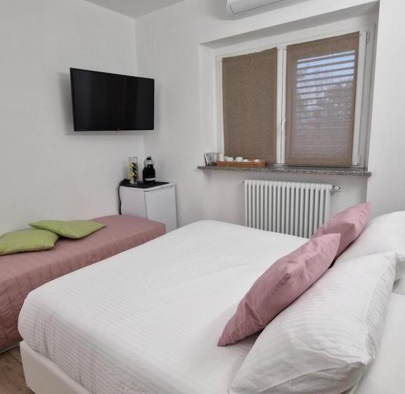 חדר סטנדרט לשלושה, La Tana Dei Corgi