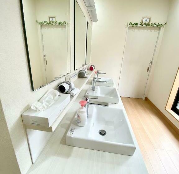 מיטה בחדר משותף, Upper Hotel Ryogoku