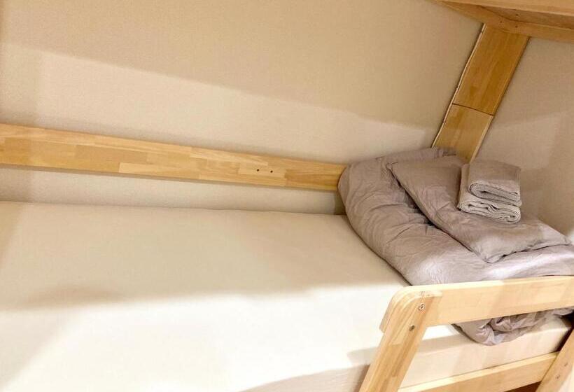 מיטה בחדר משותף, Upper Hotel Ryogoku