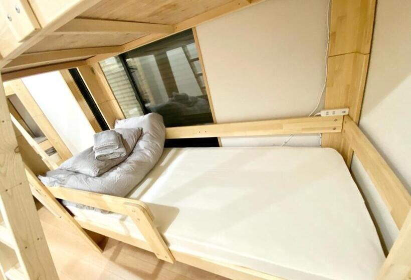 מיטה בחדר משותף, Upper Hotel Ryogoku