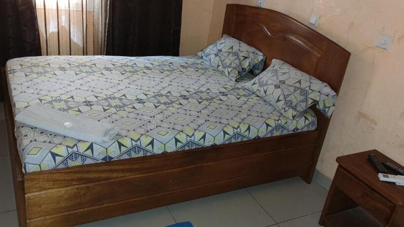 اتاق استاندارد, Le Parisien