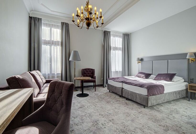 ファミリールーム, Pałac Cieszyno