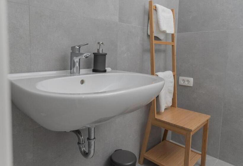 חדר דלוקס, Pearl Bled