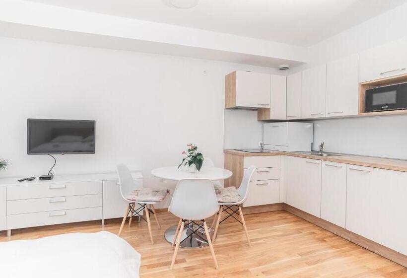 דירה בת חדר שינה 1 עם מרפסת, Pearl Bled