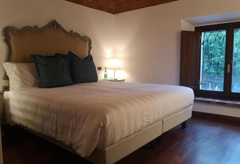 Номер Стандарт Вид на Сад, Maison Tuscany Bed&breakfast