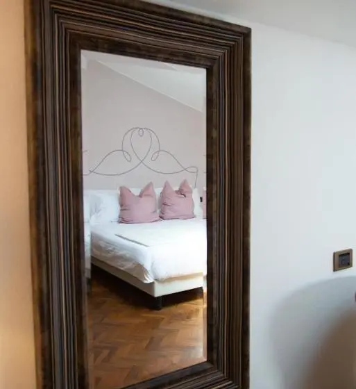スーペリアールーム, Maison Tuscany Bed&breakfast