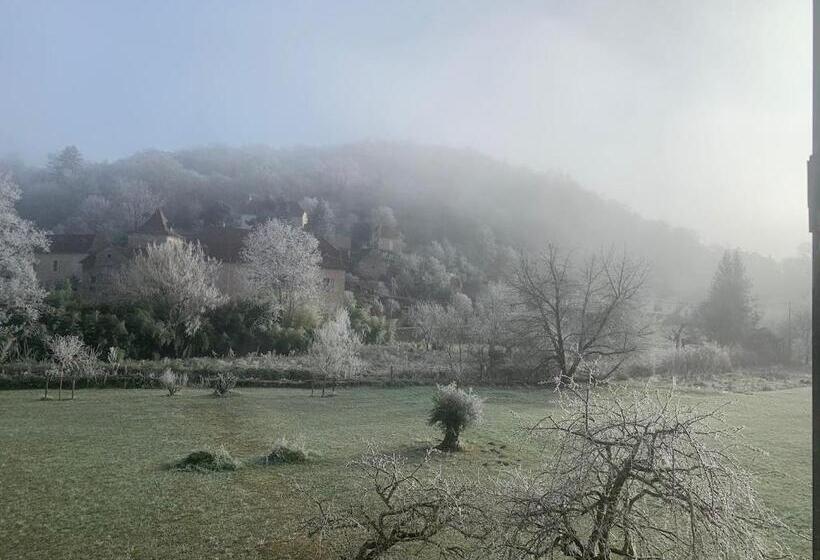 스탠다드 룸 가든 전망, Noubar