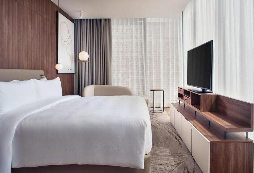 اتاق دلوکس با تخت کینگ و چشمانداز شهر, Jw Marriott Hotel Guadalajara