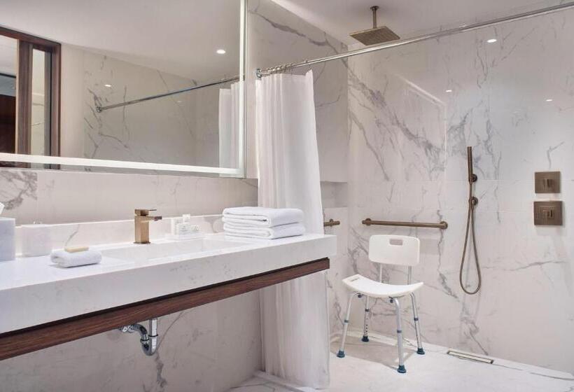 اتاق دلوکس با تخت کینگ و چشمانداز شهر, Jw Marriott Hotel Guadalajara