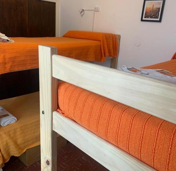 غرفة كلاسيكية رباعية, Che Neco