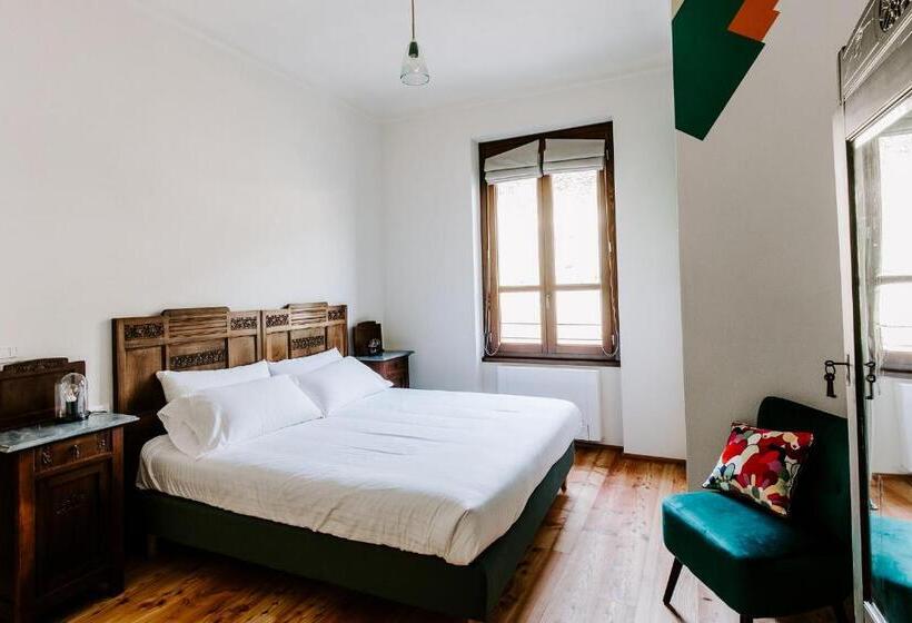 דירת חדר, La Cascina // Valfaccenda