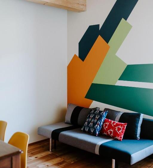 דירת חדר, La Cascina // Valfaccenda