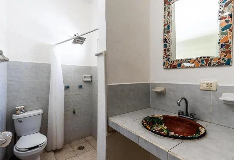 اتاق استاندارد سه نفره, Hostel Oryx Tulum