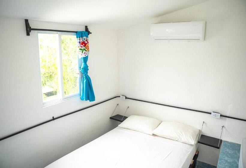 バス共有のスタンダードルーム, Hostel Oryx Tulum