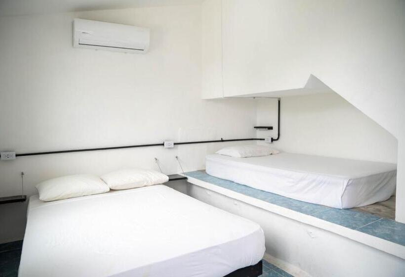 バス共有のスタンダードルーム, Hostel Oryx Tulum