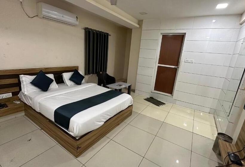 غرفة ديلوكس, New Shiv Kunj