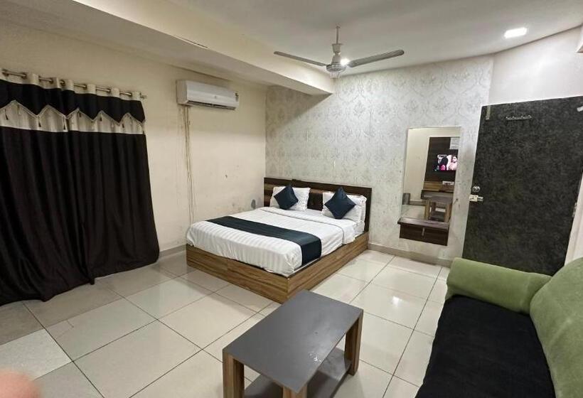 غرفة ديلوكس, New Shiv Kunj