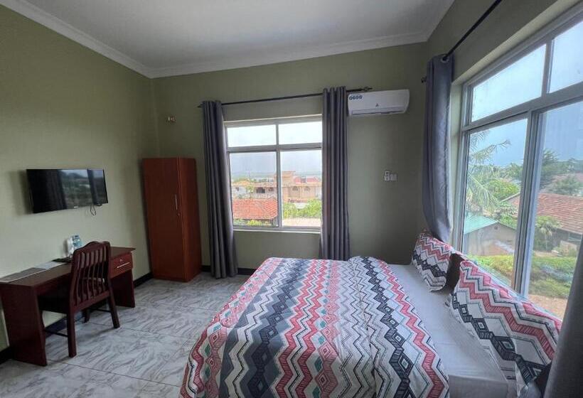 オーシャンビュースタンダードルーム, Phyllen