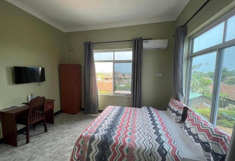 オーシャンビュースタンダードルーム, Phyllen