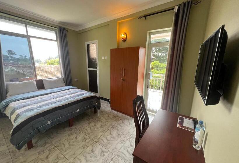 バルコニー付きスタンダードルーム, Phyllen