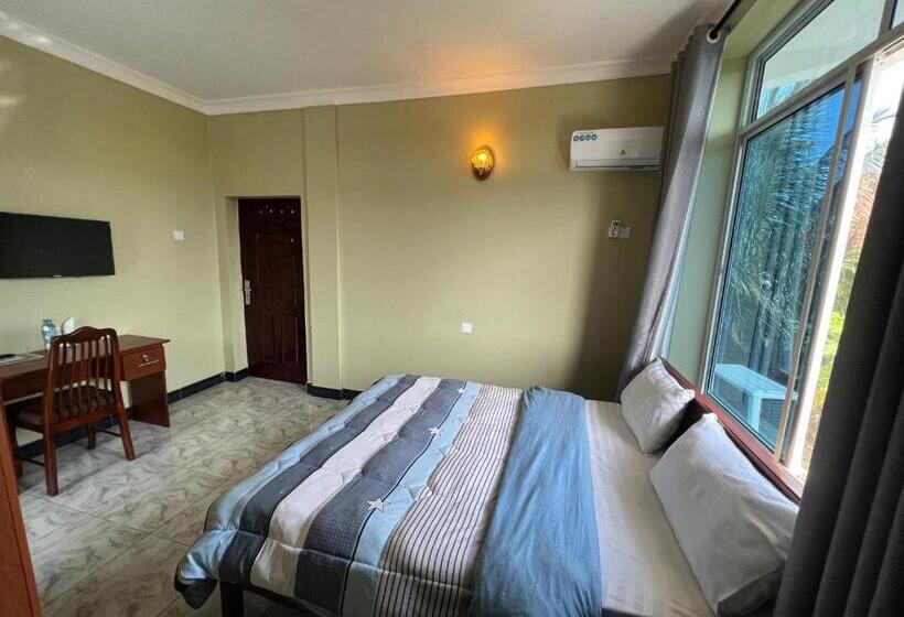 バルコニー付きスタンダードルーム, Phyllen