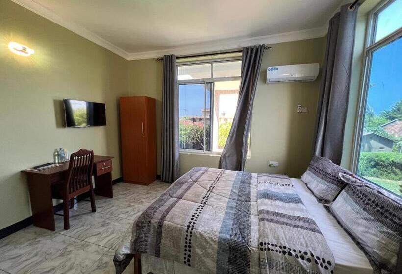 デラックスルーム, Phyllen