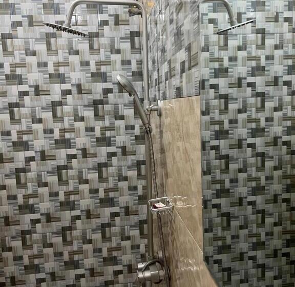 スタンダードルーム, Phyllen