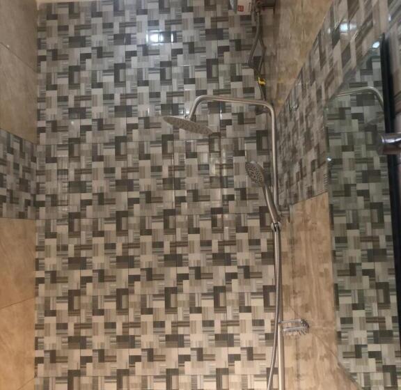 スタンダードルーム, Phyllen