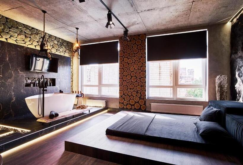 Deluxe Suite King Bed, Kador Home Hotel Downtown