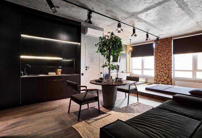 Deluxe Suite King Bed, Kador Home Hotel Downtown