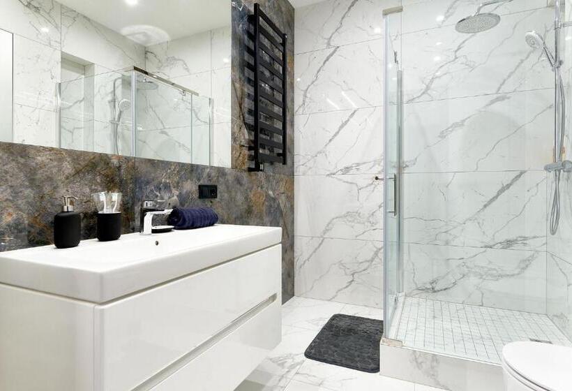 Apartament Deluxe 1 Sypialnia, Kador Home Hotel Downtown